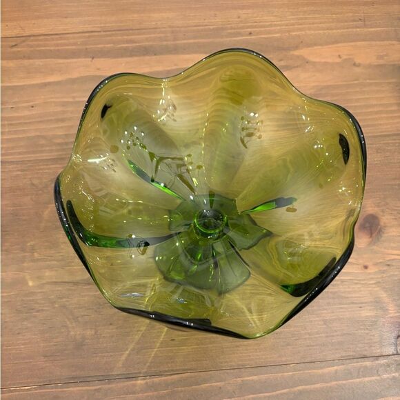 1960s VIKING EPIC  6 PETAL Petal LARGE GREEN GLASS COMPOTE MD CENTURY FOOTED - Picture 4 of 7